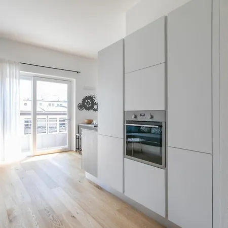 Dolomiti 65 Mq New Flat In The Center Of * Bozen