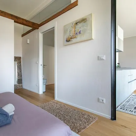 Dolomiti 65 Mq New Flat In The Center Of Apartment Bozen