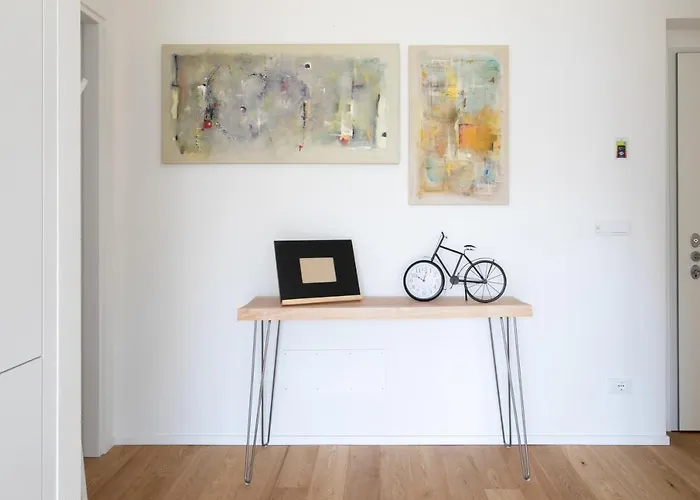 Lägenhet Dolomiti 65 Mq New Flat In The Center Of Bolzano